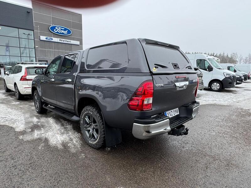 Toyota Hilux vaihtoauto