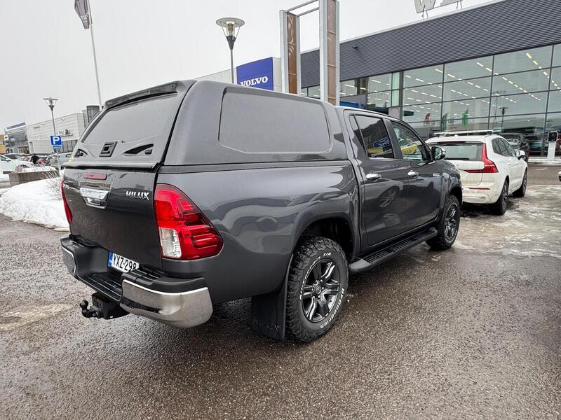 Toyota Hilux vaihtoauto