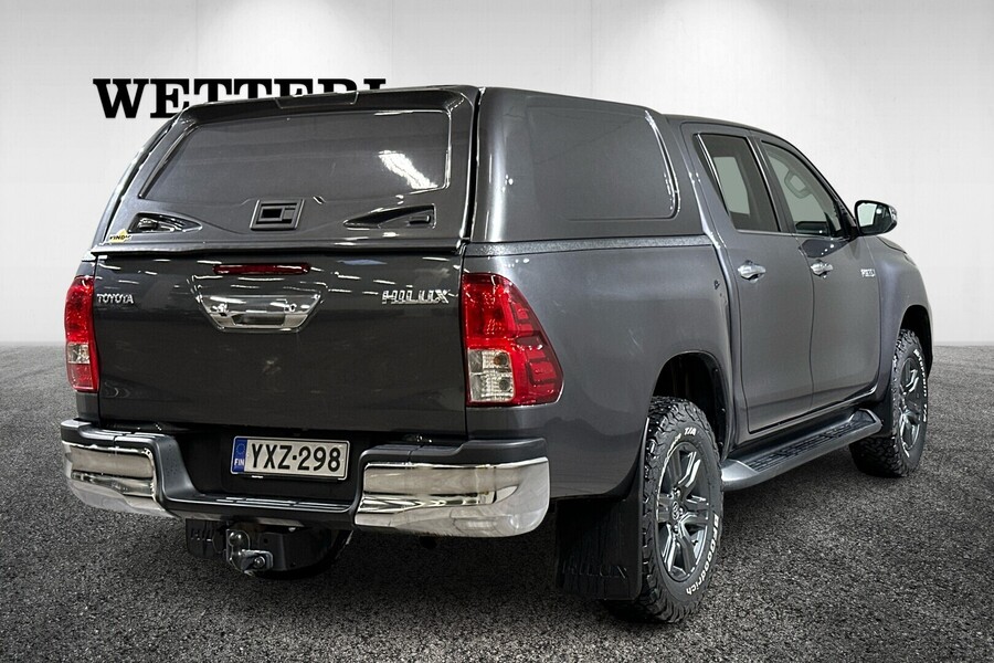 Toyota Hilux vaihtoauto