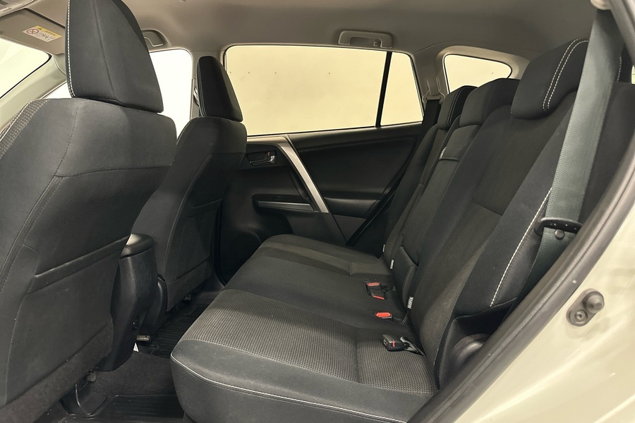 Toyota RAV4 vaihtoauto