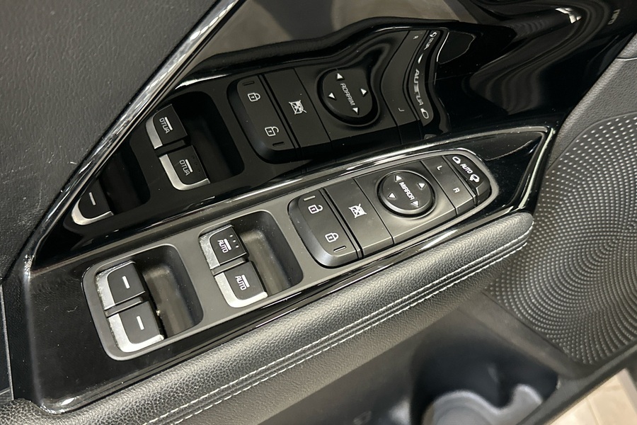 Kia Niro plug-in vaihtoauto