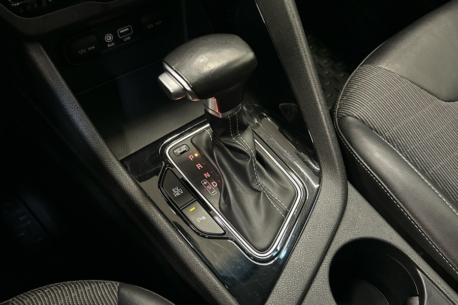 Kia Niro plug-in vaihtoauto