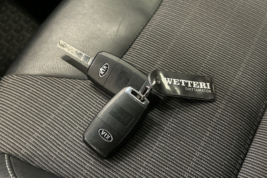 Kia Niro plug-in vaihtoauto