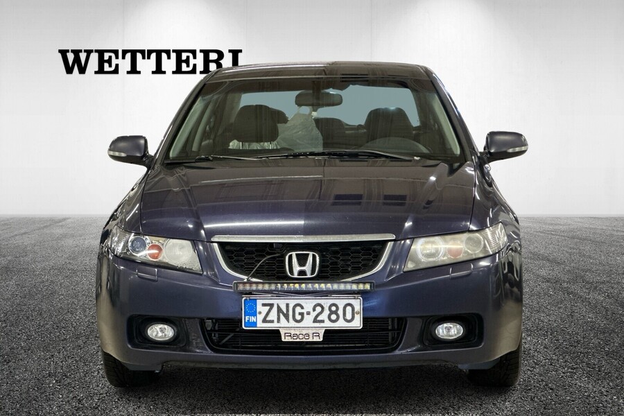 Honda Accord vaihtoauto