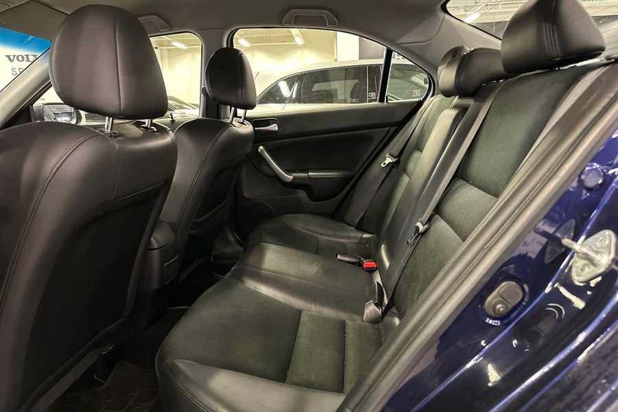 Honda Accord vaihtoauto