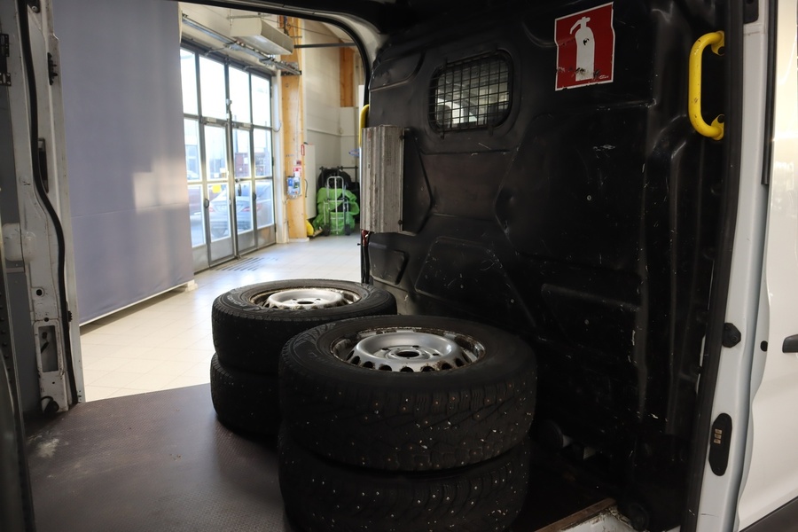 Ford Transit vaihtoauto