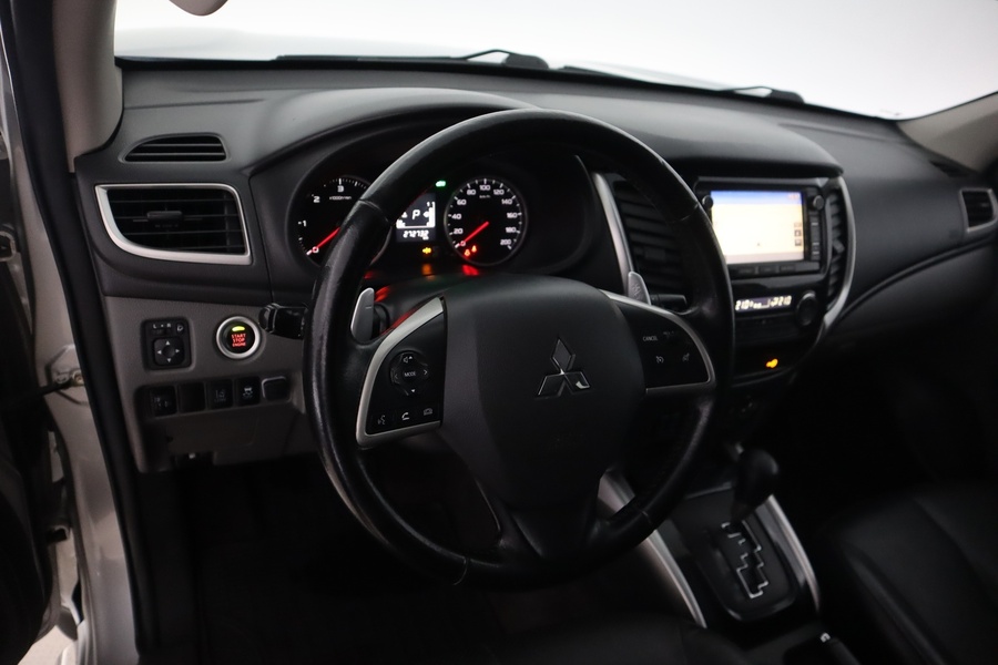 Mitsubishi L200 vaihtoauto