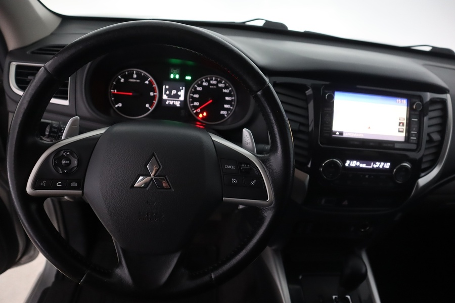 Mitsubishi L200 vaihtoauto