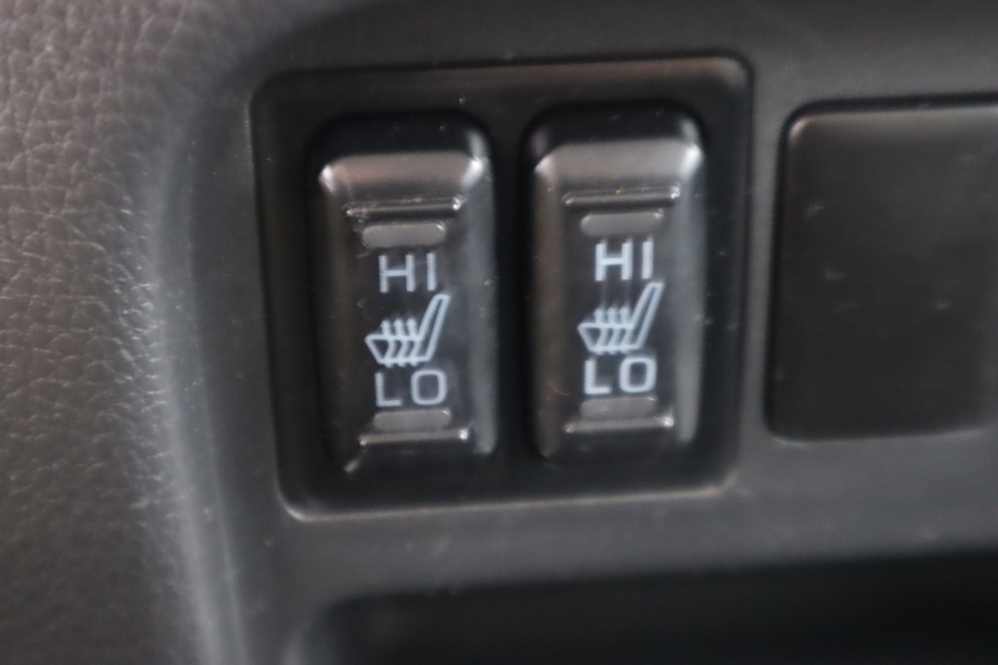 Mitsubishi L200 vaihtoauto