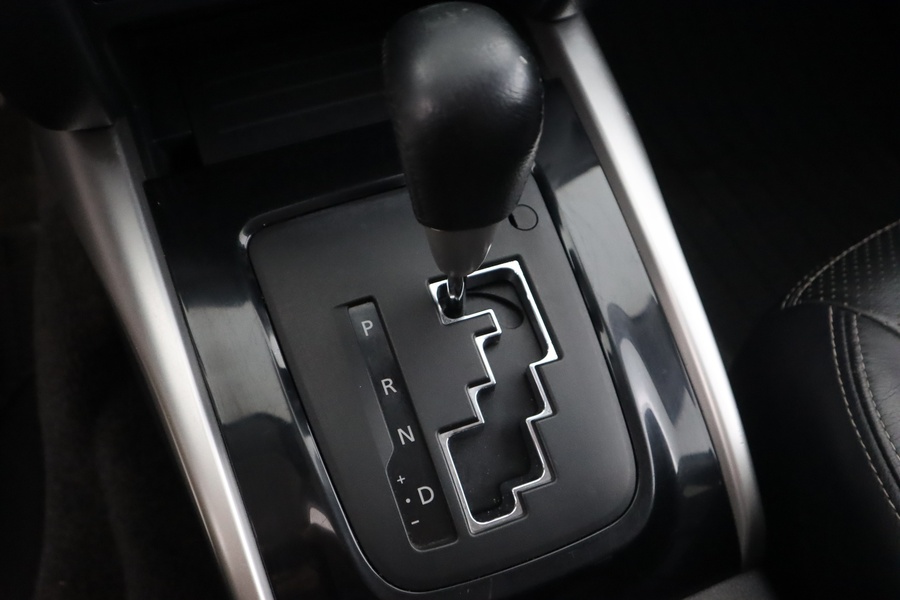 Mitsubishi L200 vaihtoauto