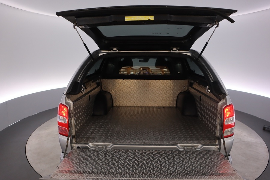 Mitsubishi L200 vaihtoauto