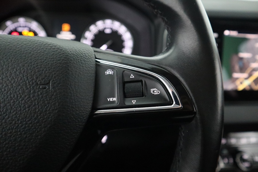 Skoda Karoq vaihtoauto