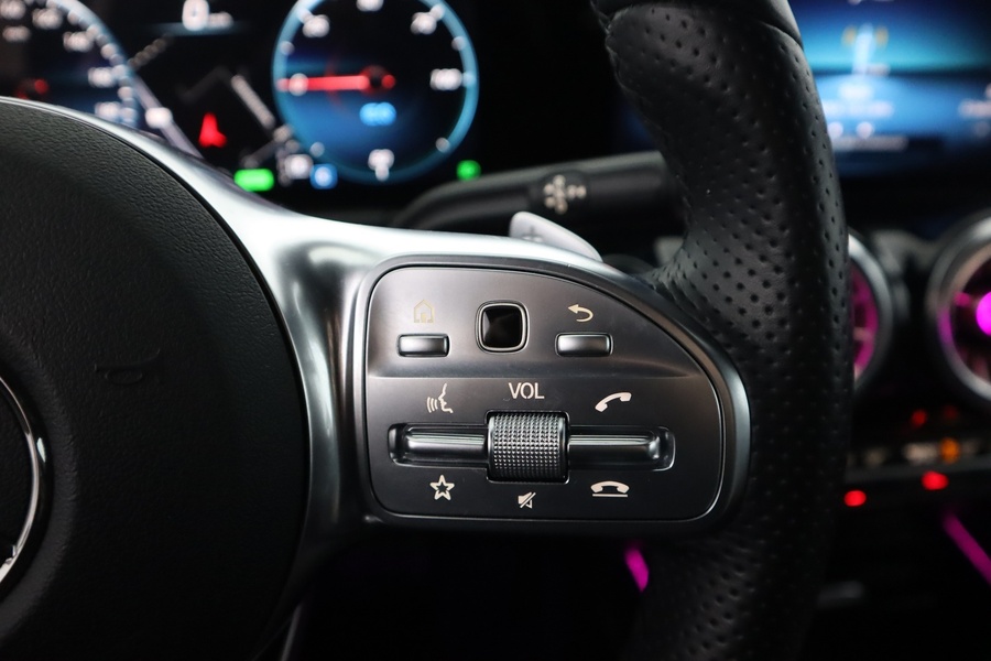 Mercedes-Benz EQA vaihtoauto