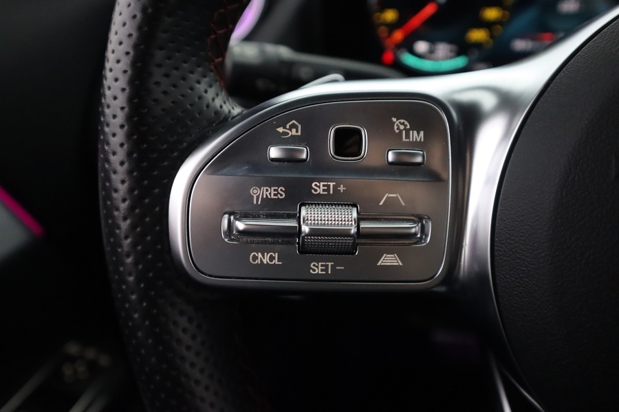 Mercedes-Benz EQA vaihtoauto