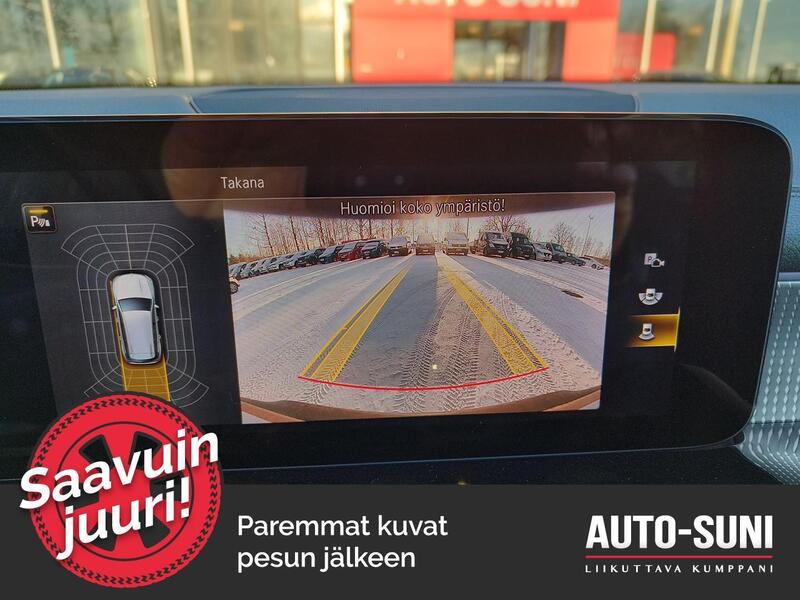 Mercedes-Benz EQB vaihtoauto