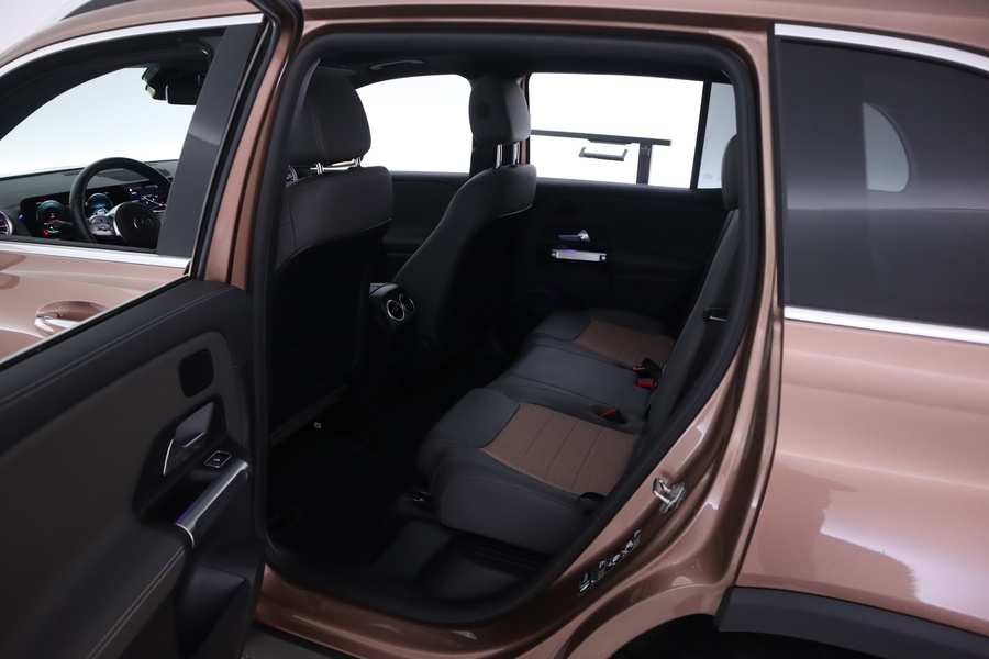 Mercedes-Benz EQB vaihtoauto