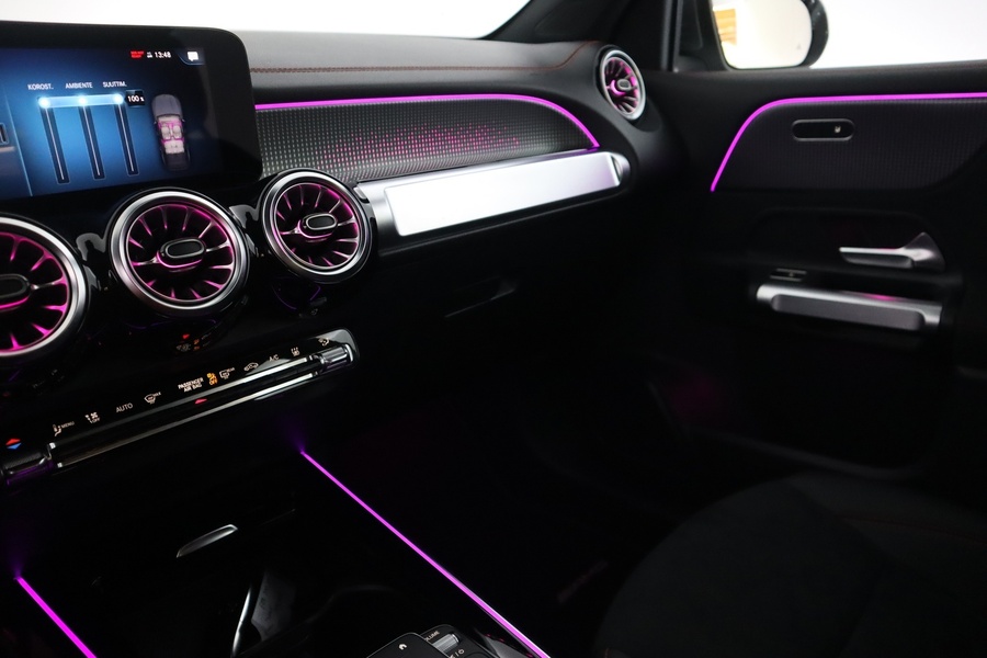 Mercedes-Benz EQB vaihtoauto