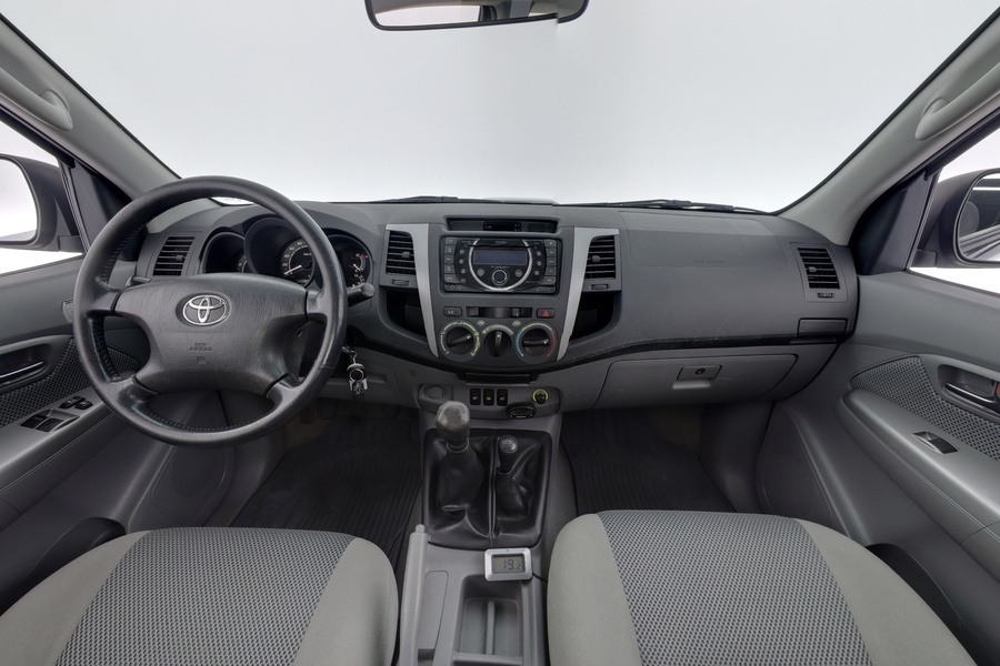 Toyota Hilux vaihtoauto