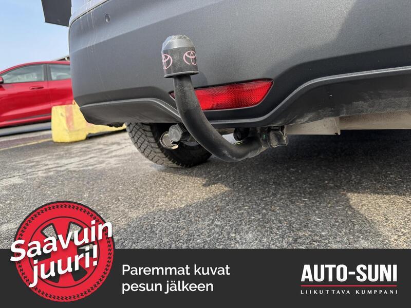 Toyota C-HR vaihtoauto