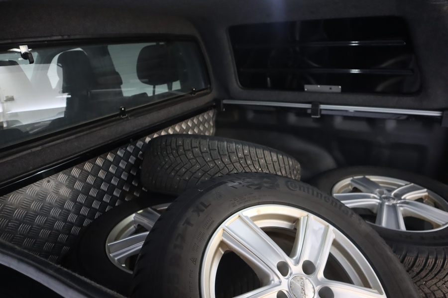 Volkswagen Amarok vaihtoauto