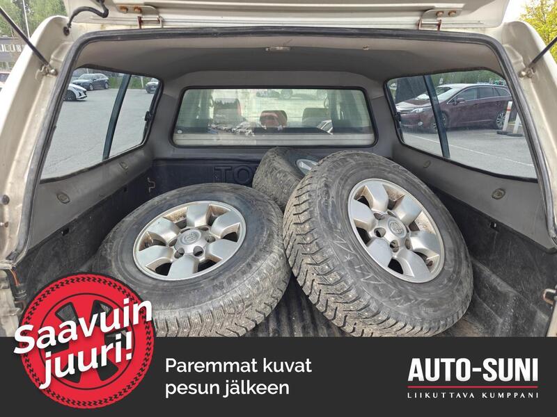 Toyota Hilux vaihtoauto