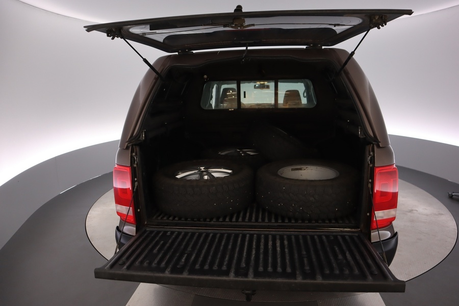 Volkswagen Amarok vaihtoauto