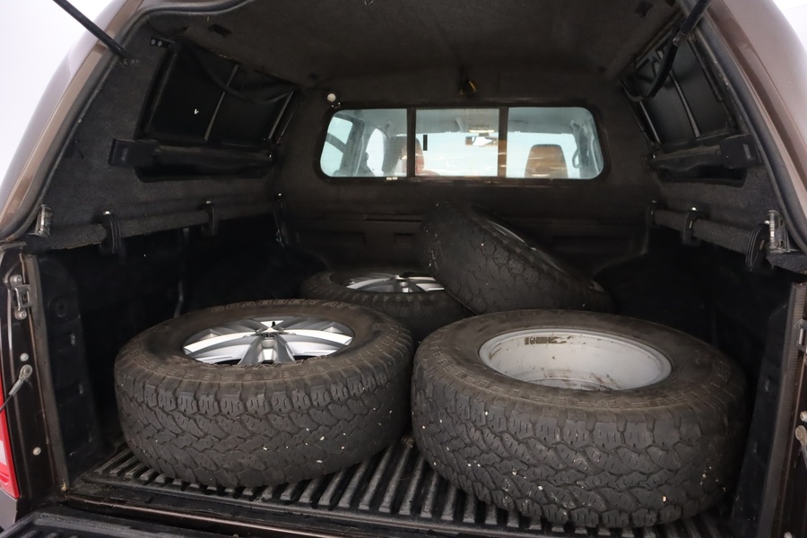 Volkswagen Amarok vaihtoauto