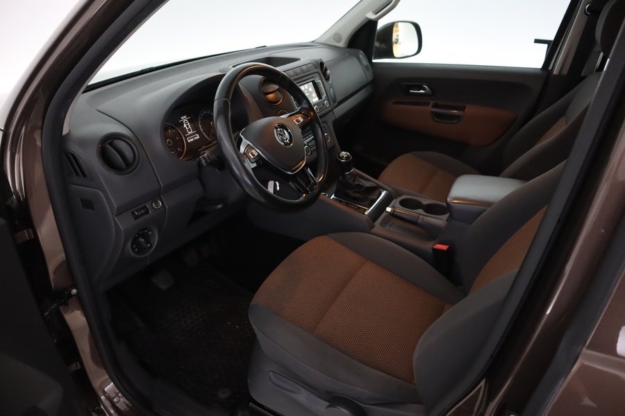 Volkswagen Amarok vaihtoauto