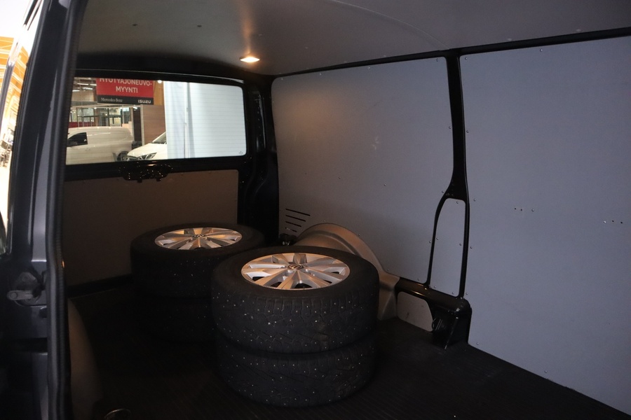 Volkswagen Transporter vaihtoauto