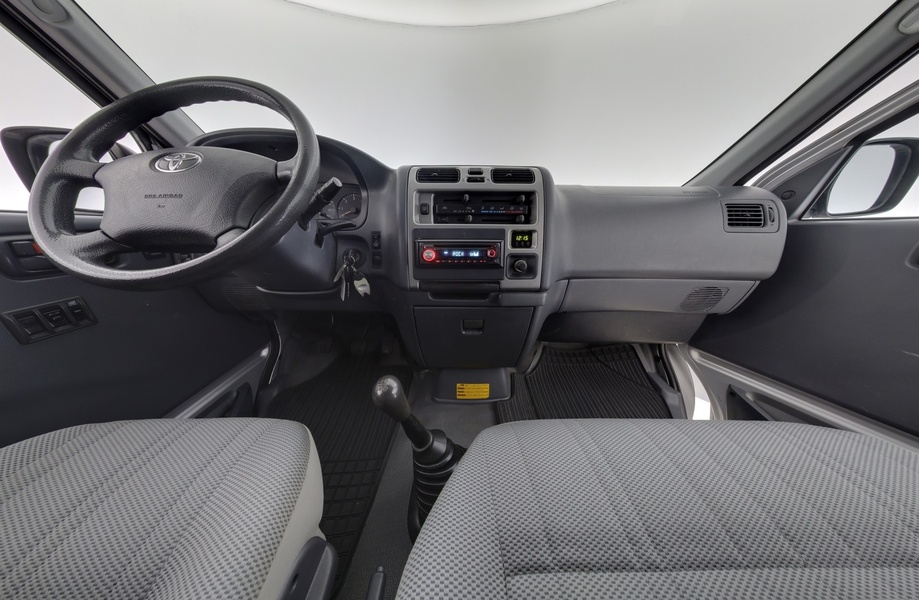 Toyota Hiace vaihtoauto