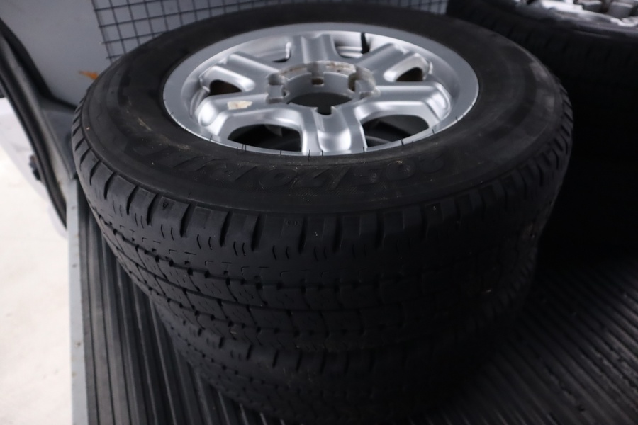 Toyota Hiace vaihtoauto