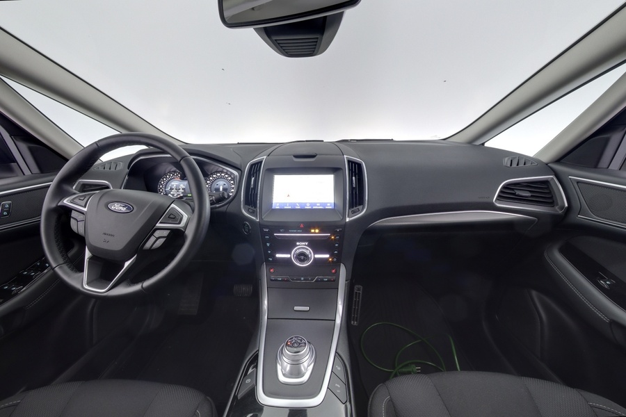 Ford S-MAX vaihtoauto