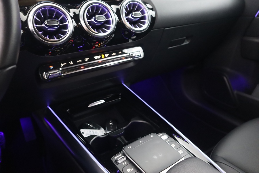 Mercedes-Benz EQA vaihtoauto