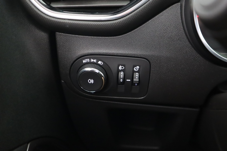 Opel Crossland X vaihtoauto