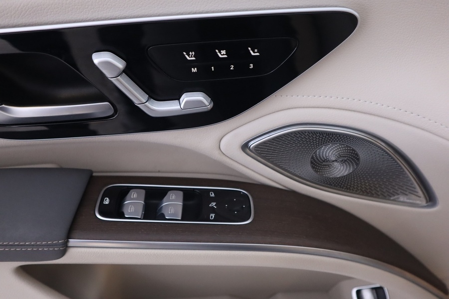 Mercedes-Benz EQS vaihtoauto