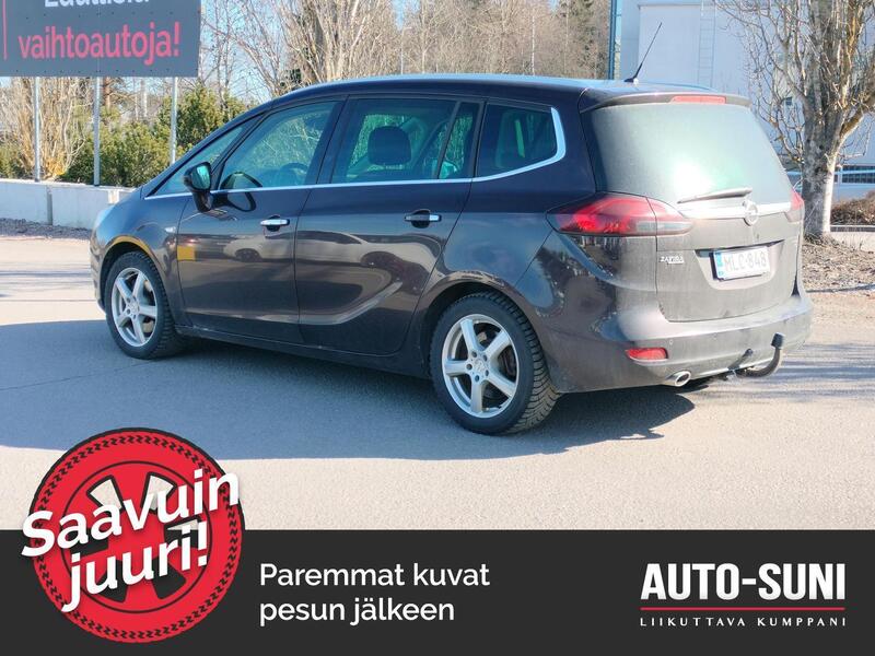 Opel Zafira Tourer vaihtoauto