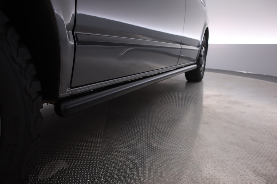 Volkswagen Caravelle vaihtoauto