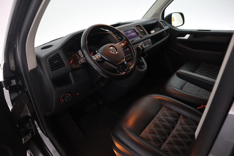 Volkswagen Caravelle vaihtoauto