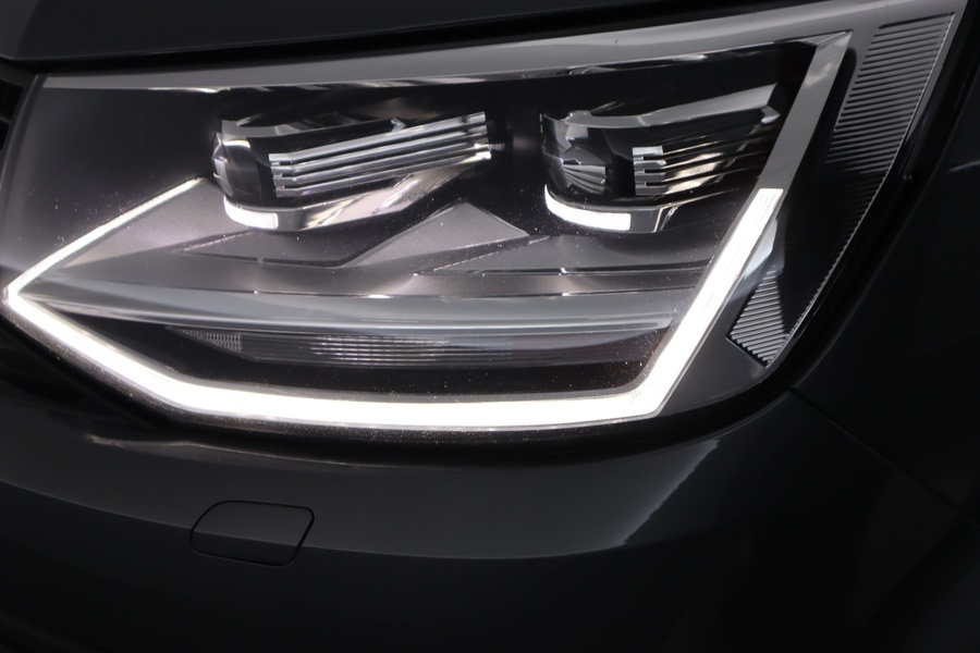 Volkswagen Caravelle vaihtoauto