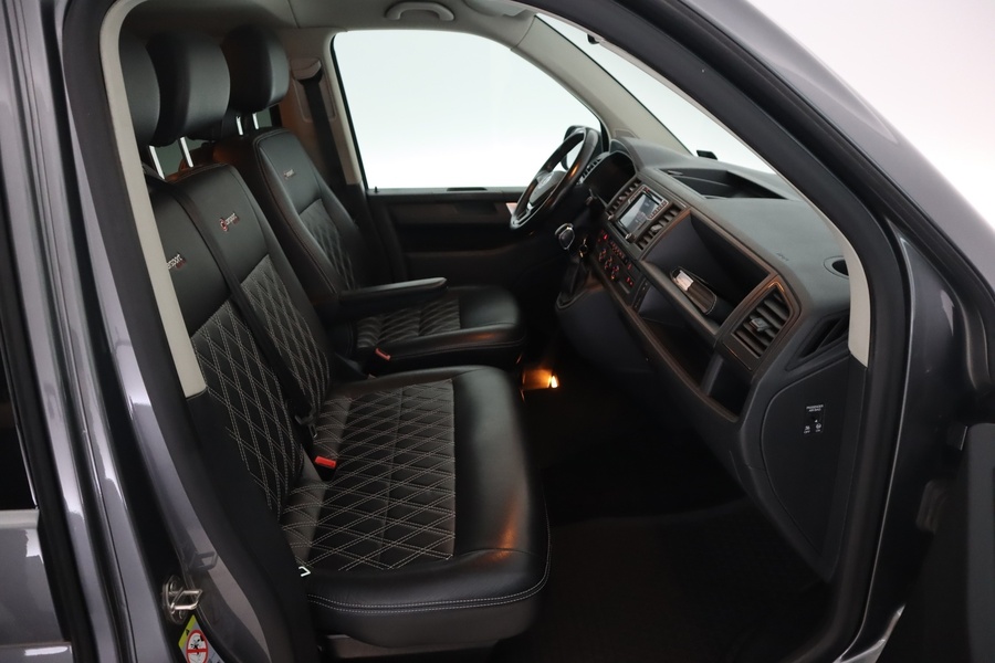 Volkswagen Caravelle vaihtoauto