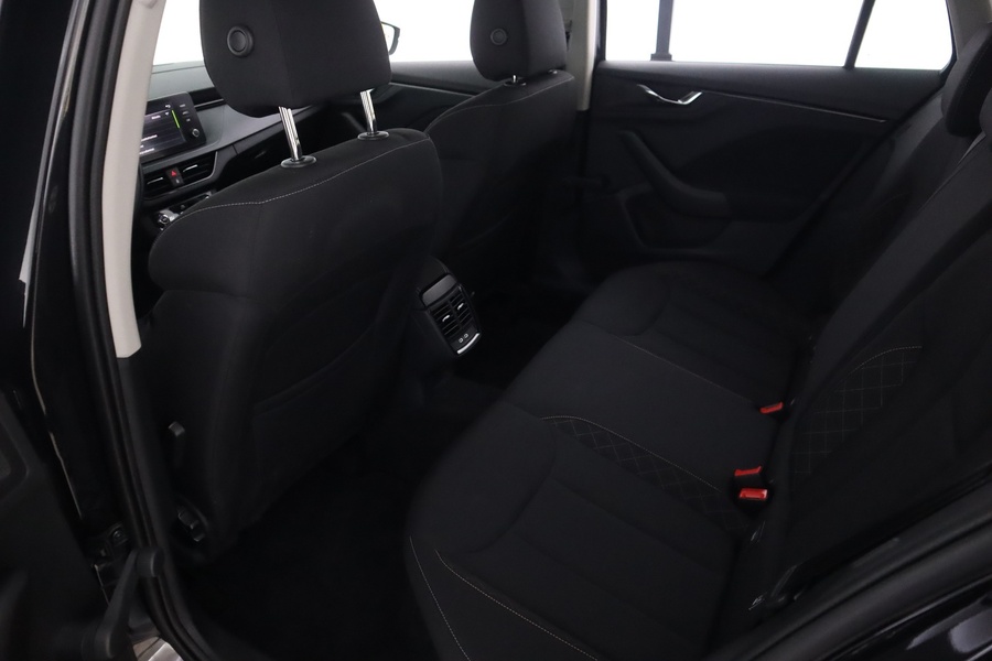 Skoda Kamiq vaihtoauto