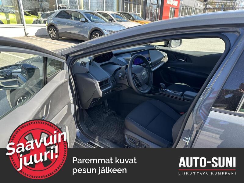 Toyota Prius Plug-in vaihtoauto