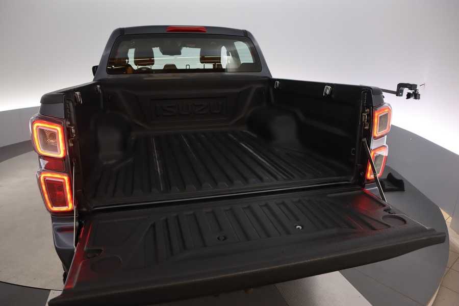 Isuzu D-Max vaihtoauto