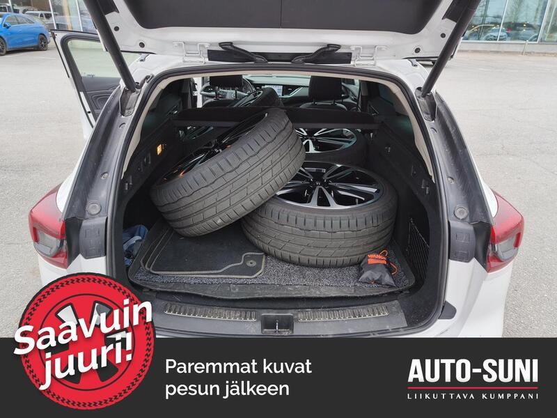 Opel Insignia vaihtoauto