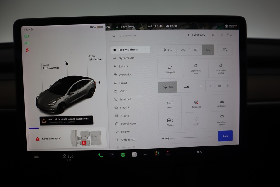 Tesla Model 3 vaihtoauto
