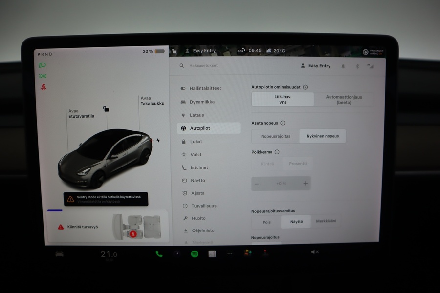 Tesla Model 3 vaihtoauto