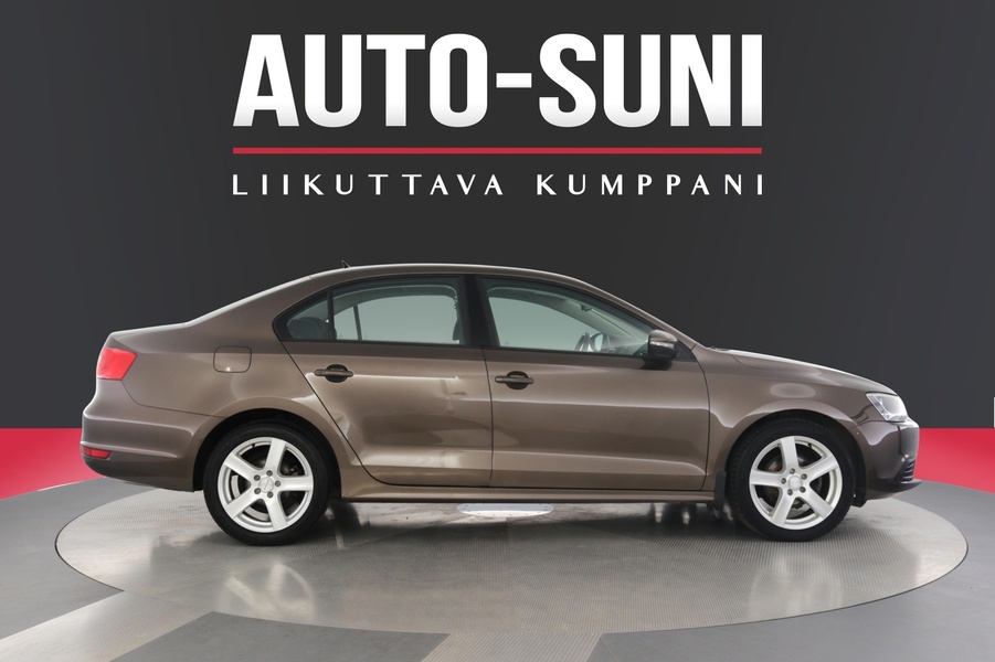 Volkswagen Jetta vaihtoauto