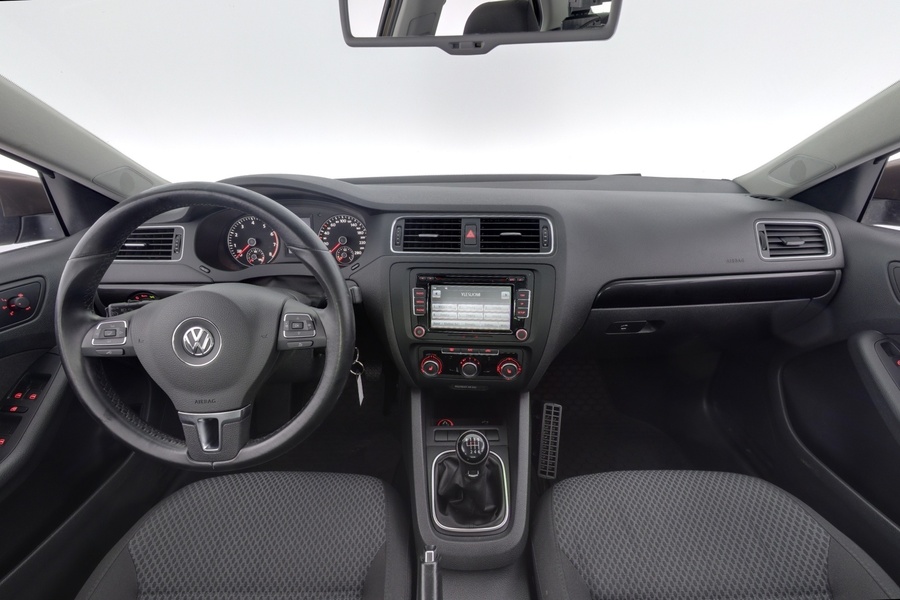 Volkswagen Jetta vaihtoauto