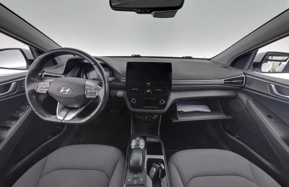 Hyundai IONIQ electric vaihtoauto