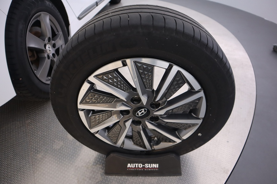 Hyundai IONIQ electric vaihtoauto